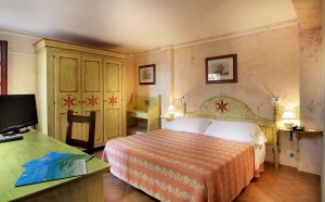 Colonna Beach Hotel & Residence
